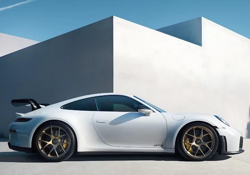 2025 Porsche 911 GT3