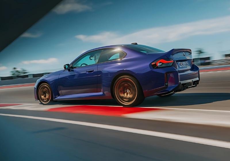 BMW M2 CS